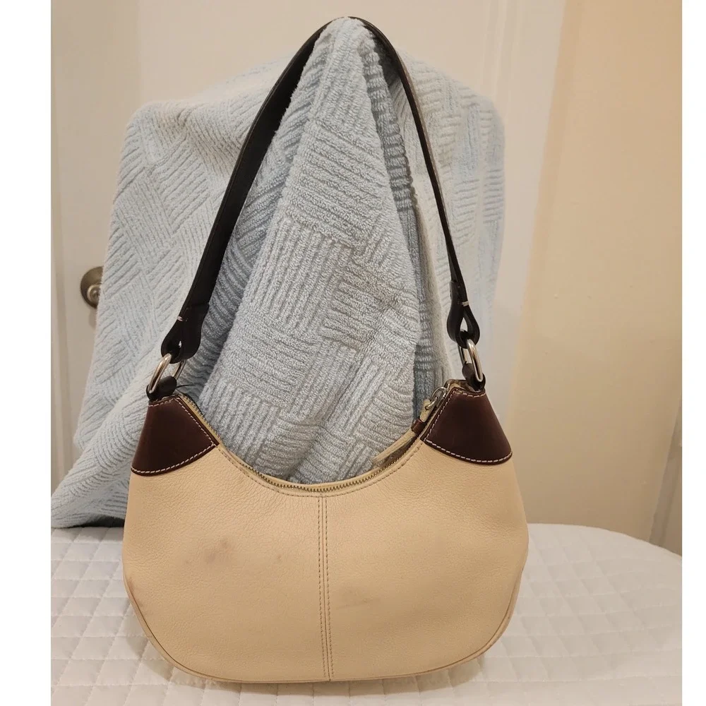VTG Dooney & Bourke All Weather Pebbled Leather Cream Brown Hobo Shoulder Bag